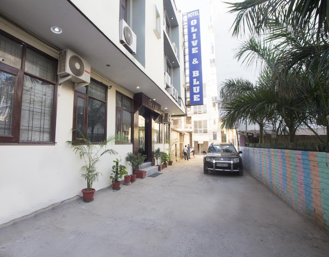 Hotel Olive & Blue - Govt Approved Near Delhi Airport